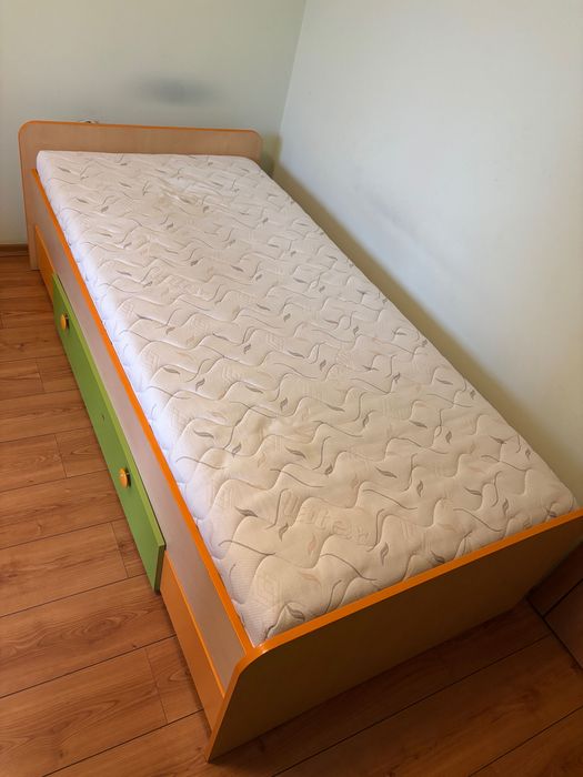 Легло 90/200, матрак, подматрачна рамка