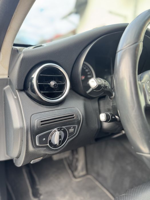 Mercedes C200 CDI 2016 Automat 7G Incalzire Scaune Carlig LED Piele