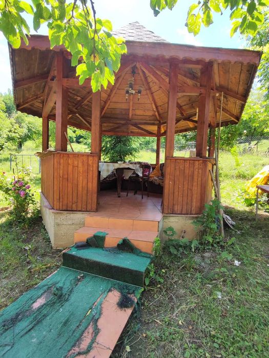 Casa cu 5 camere in Vulcana Băi, județul Dambovita