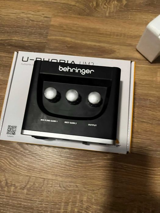 Interfata Audio Behringer U-Phoria UM2 Aproape Noua