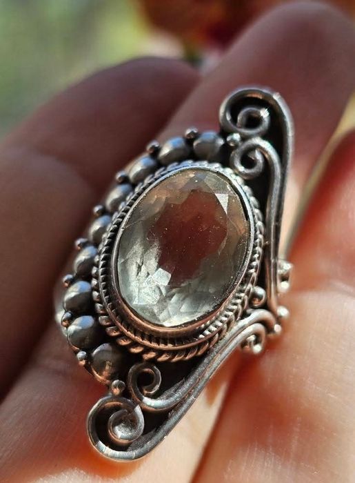 Красив сребърен пръстен с орнаменти