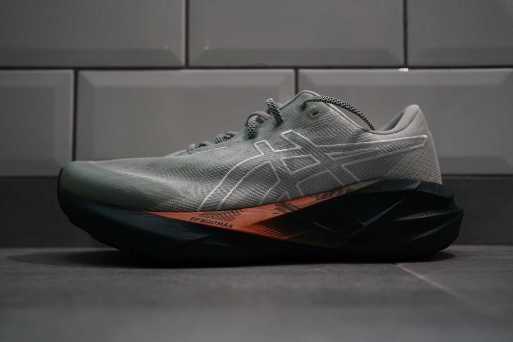 Обукви за бягане Asics Novablast 5 TR 44.5