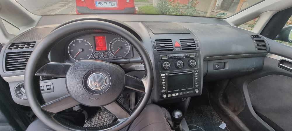 Volkswagen Touran 2.0 TDI