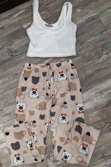 Пижами 6 евро бр.