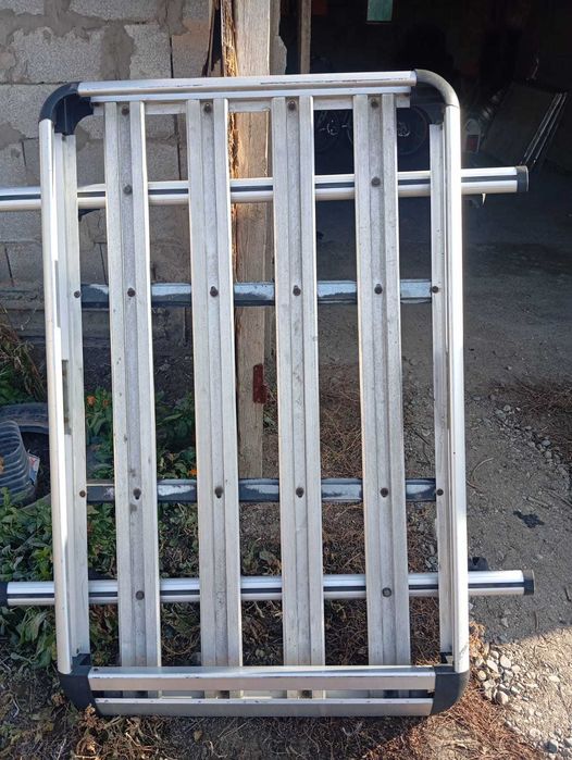 Багажник на крышу автомобиля