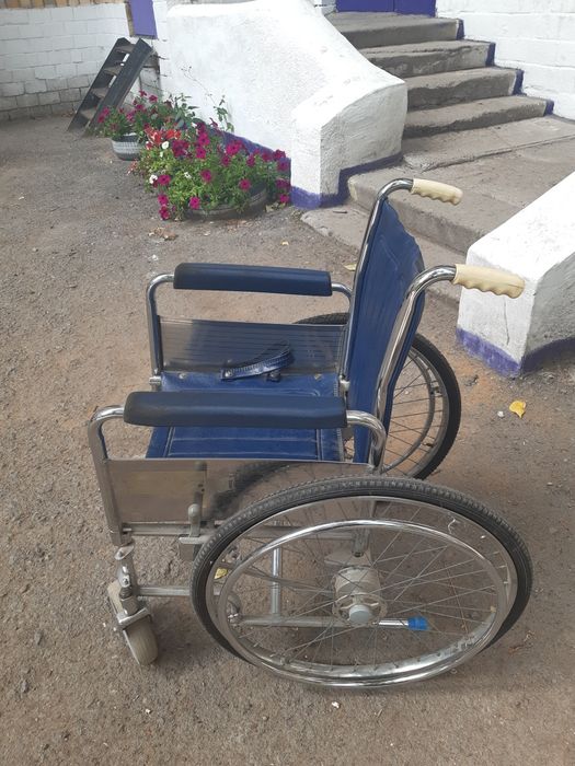 Коляска  инвалидная made in England