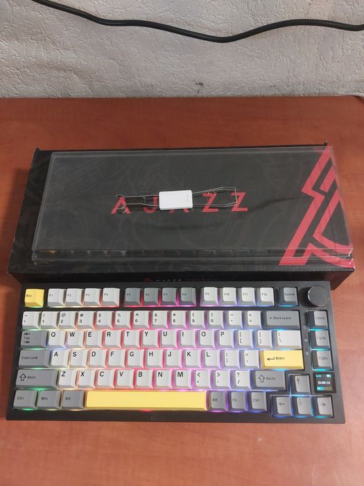 Okazie! Tastatura gaming Ajazz AK820 Pro display,mecanica,argb,noua