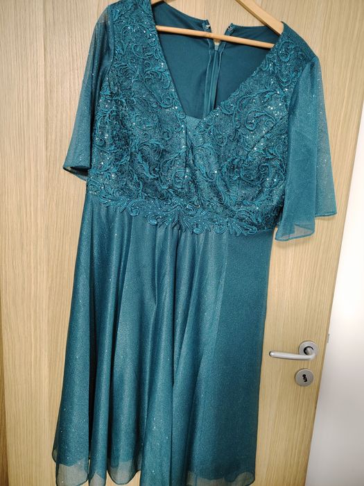 Rochie verde strălucire  model frumoasa