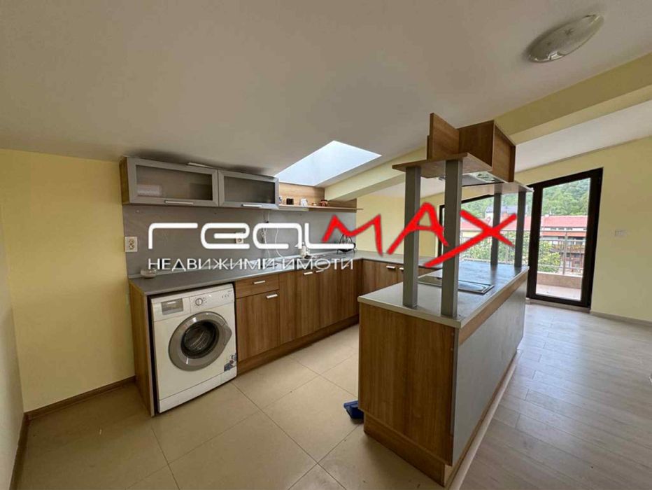 Дава се под наем Тристаен апартамент в Казанлък - 123 кв.м за 306 € - Снимка #3