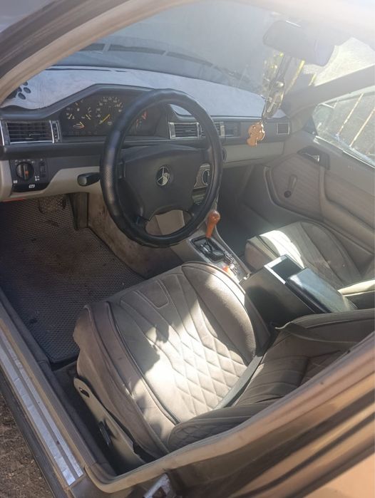 Продам мерседес 124