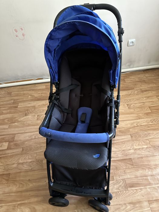 Детская коляска для прогулок