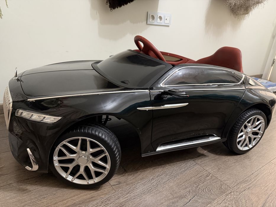 Акумулаторна кола Mercedes-Maybach