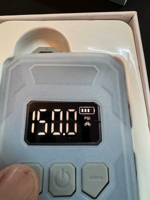 YOUNGDO 150PSI мини помпа за велосипед, мотор с дигитален манометър