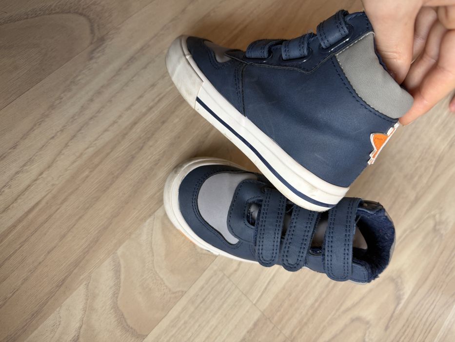 детски боти George