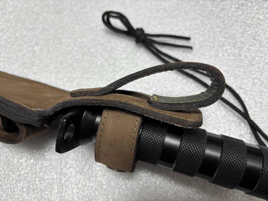 Голям Тактически нож Boker Magnum Survivalist с Кания/естествена кожа/