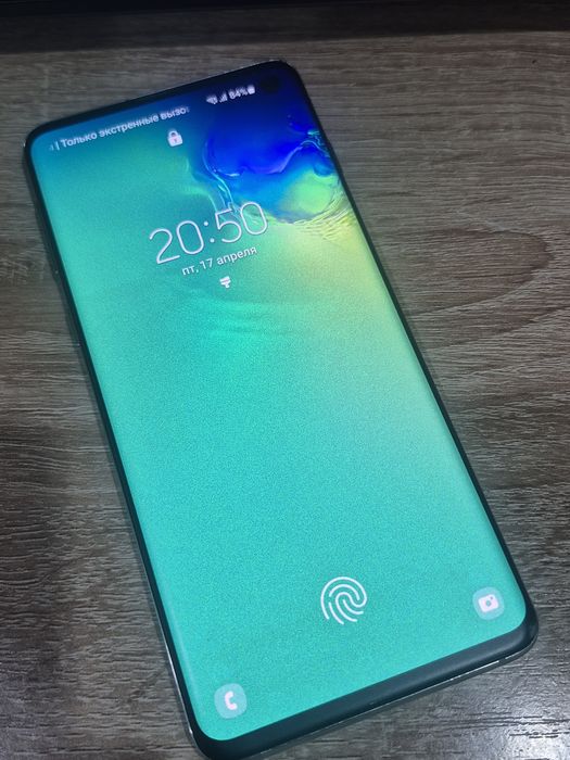 Продам Самсунг с10 128ГБ