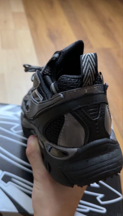 Vand Off White Be right back