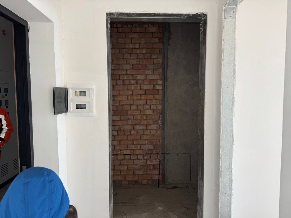 1 хонали 2 этажда NRG Jomiy 40,53 квадрат метр. 59000 келишамиз