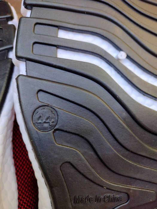 Мъжки маратонки 44 номер