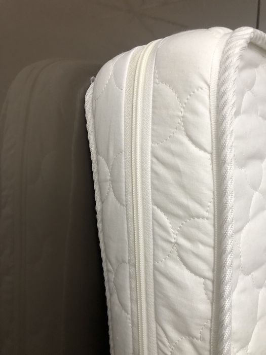 Vând saltea 165/60/10 cm nouă