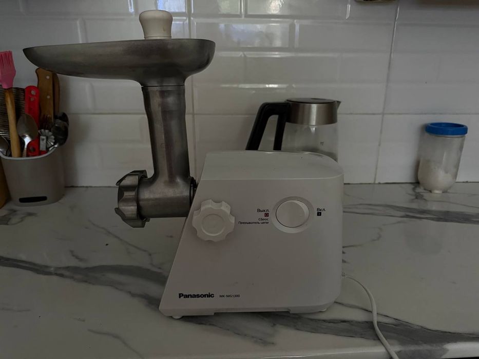 Мясорубка Panasonic MK-MG1300WTQ