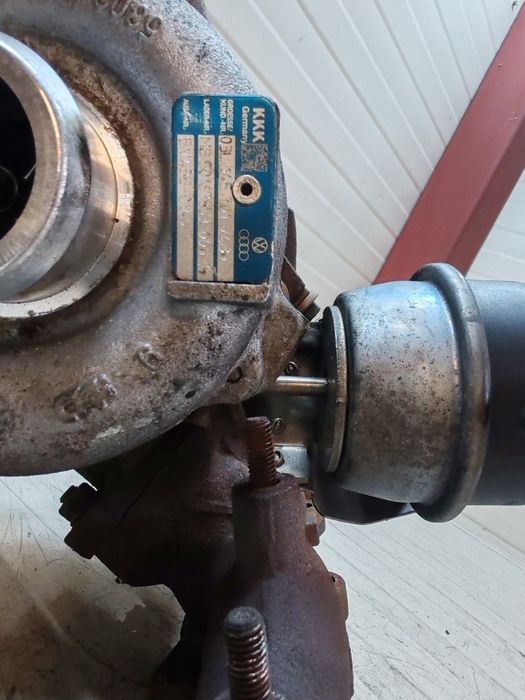 Turbina audi A4 b8 CAHA 140cp 2.0tdi 800lei