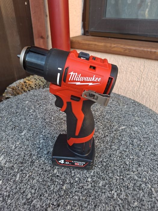 Autofiletanta Milwaukee M12 Nouă