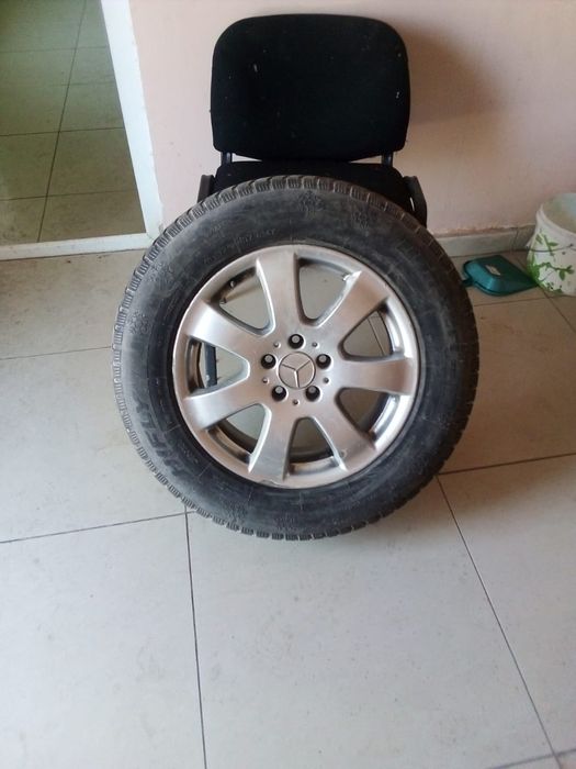 Продам шыны зимние