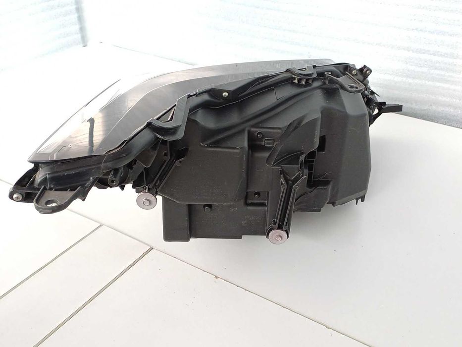 фар фарове ляв десен Lexus RX 330 RX350 RX400h 2015-2020г.#1016V#1017V