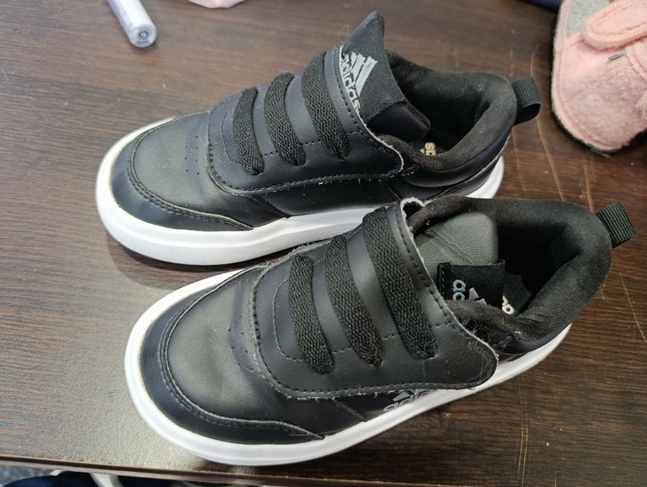 Детски обувки Адидас 30 номер