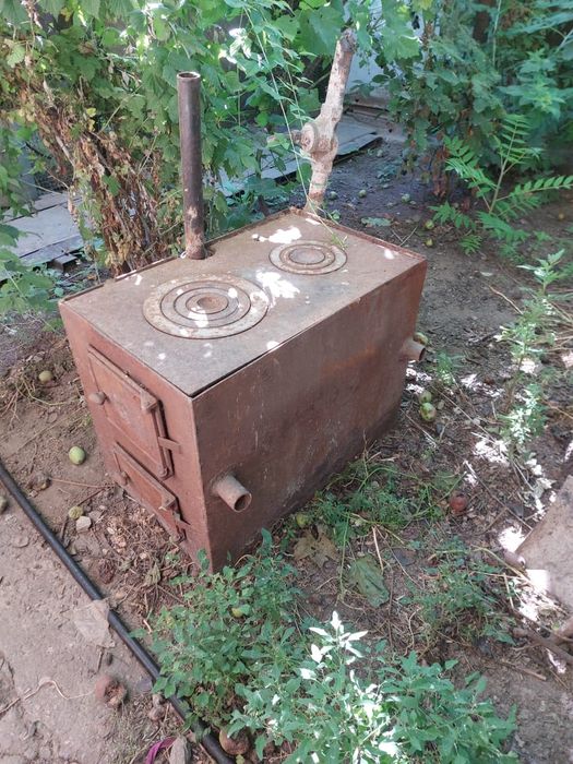 Продам печку угольную