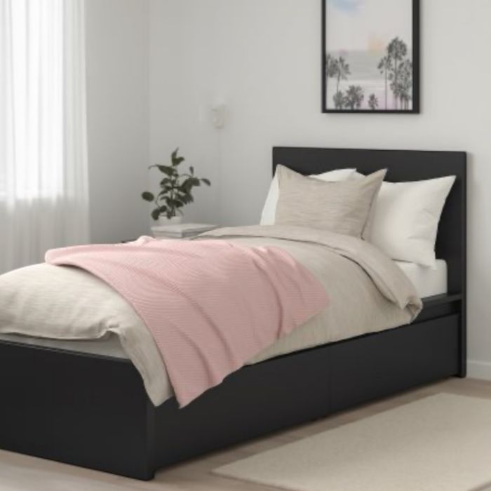 Легло IKEA MALM (105x209 см) с 2 чекмеджета + матрак и подматрачна рамка