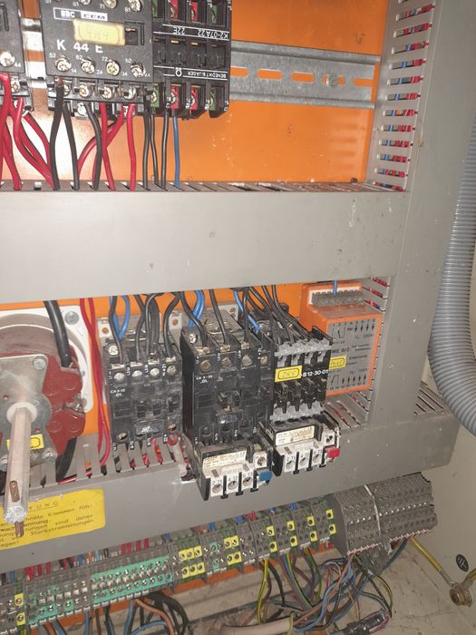 Electrician autorizat!