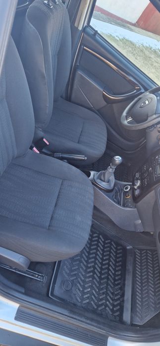 Dacia Duster 4x4 1.5dci 110cp