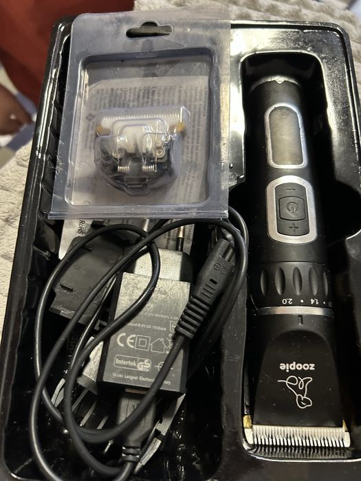 Aparat de tuns animale profesional