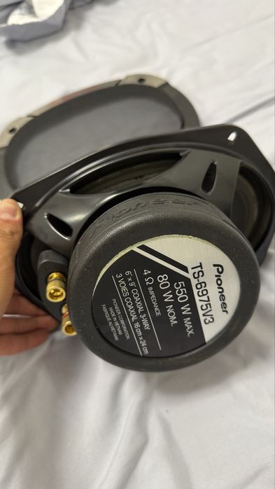 Kolonka i usilitel pioneer