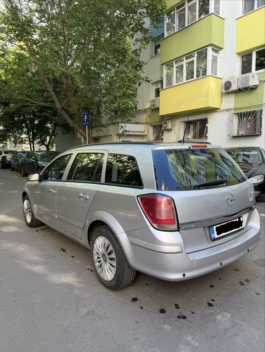 VÂND Opel Astra H, 1,9 CDTI