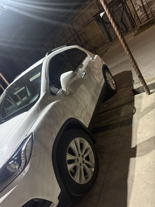 Tracker 1 sotiladi avtomat full