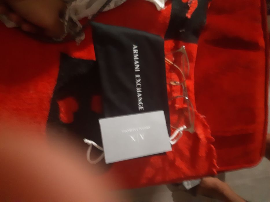 Vand ochelarii de vedere  de la Armani