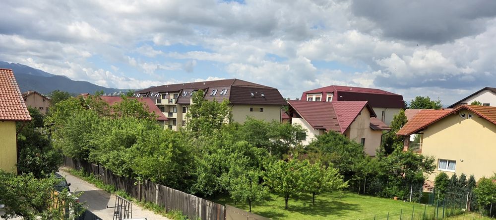 Inchiriez apartament 2 cam Coresi Brasov