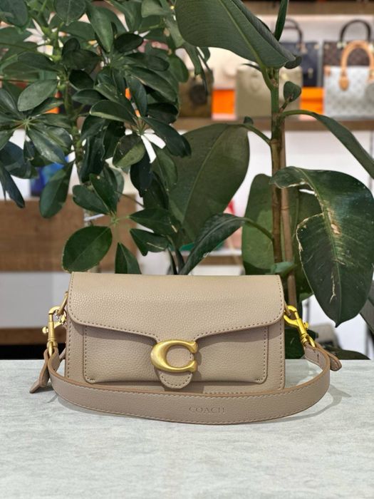 Geanta Coach noua !!! Dimensiuni 20/12 !!!