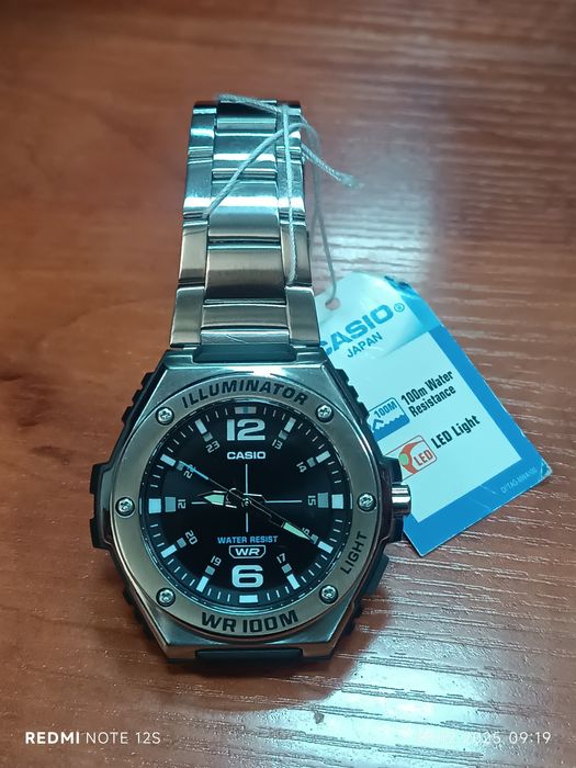 Часы Casio Illuminator