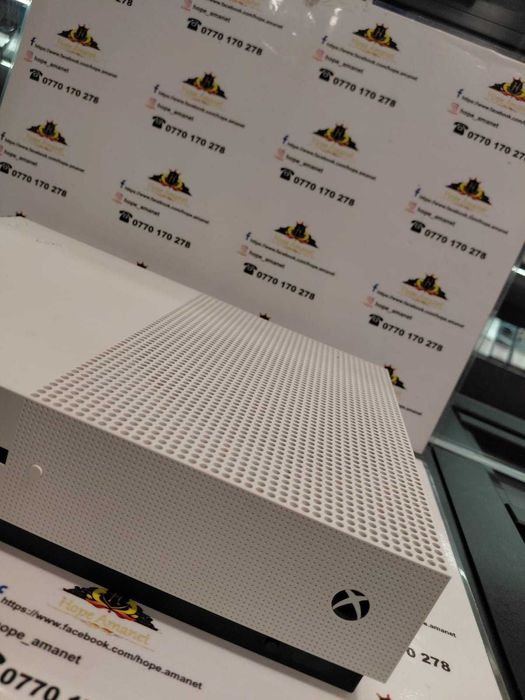 Hope Amanet P13 - Xbox One S