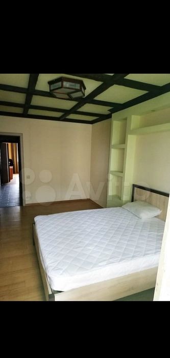 Сдам трешку район Атриум