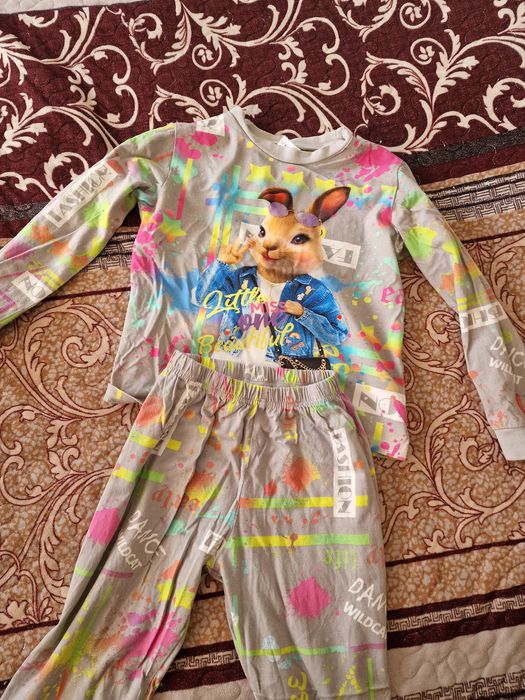 Одежда на девочку 122р
