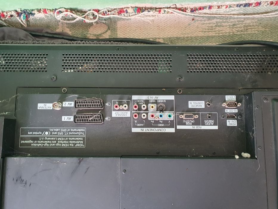 Plasmă LG fără telecomanda și fără picior