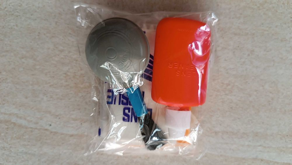 Комплект за почистване на фотоапарат и обективи 5 в 1