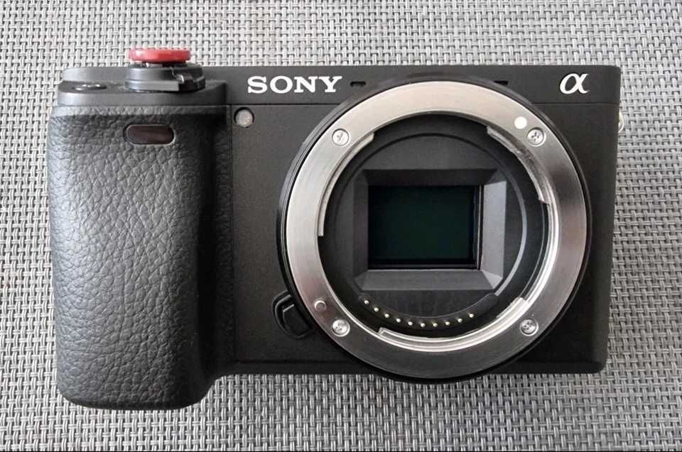 Безогледална камера Sony a6400