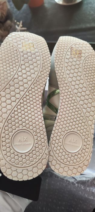 Нови маратонки номер 38