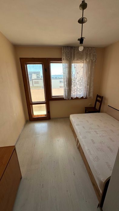 Дава се под наем Тристаен апартамент в Варна, Колхозен пазар - 64 кв.м за 433.5 € - Снимка #2